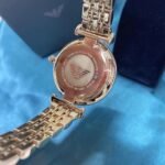 Reloj Emporio Armani Mujer Classic Ar1908 - Imagen 7