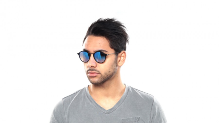 Anteojos Lentes de Sol Ray Ban Round Fleck RB2447F Degrade negro y azul 49-21 - Imagen 6