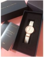 Reloj Daniel Wellington Dama Petite Dover Dorado Blanco 32mm - Imagen 2