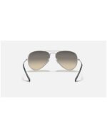 Anteojos Lentes de Sol Ray Ban Aviator RB3025 Degrade de plata/gris  62-14 - Imagen 4